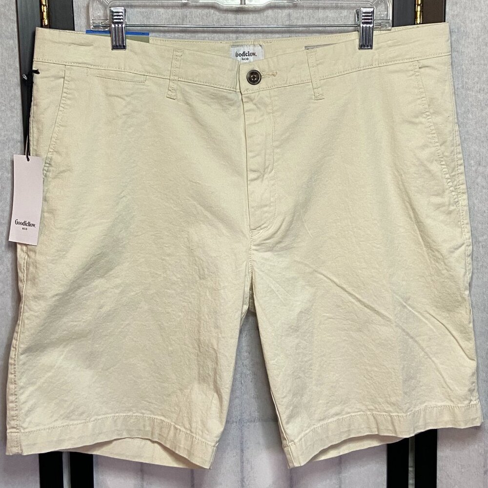 Goodfellow & Co “The Every Wear” Slim Fit Flat Front Chino Shorts Tan 32 NEW